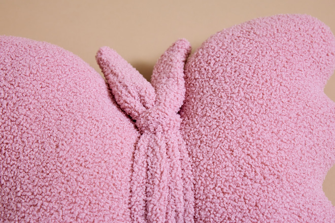 Coussin Papillon Bouclé - Rose