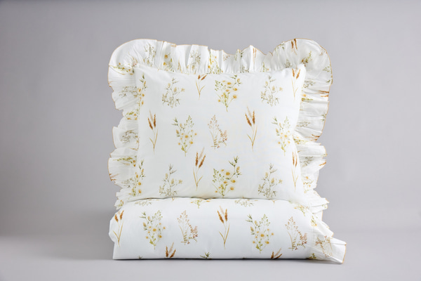 Feldblumen Bettwäsche-Set mit Rüschen 120x170