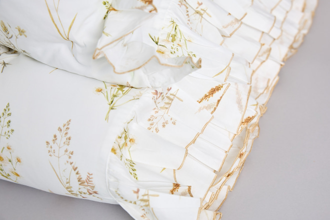 Set Copripiumino Fiori dei Campi con Balze 120x170