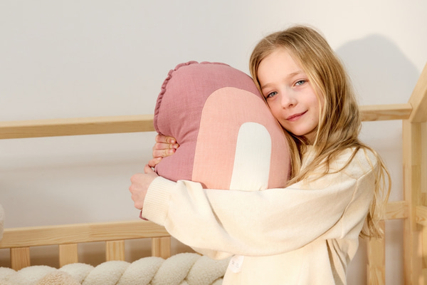 Coussin Arc en Ciel en Lin Rose Pastel