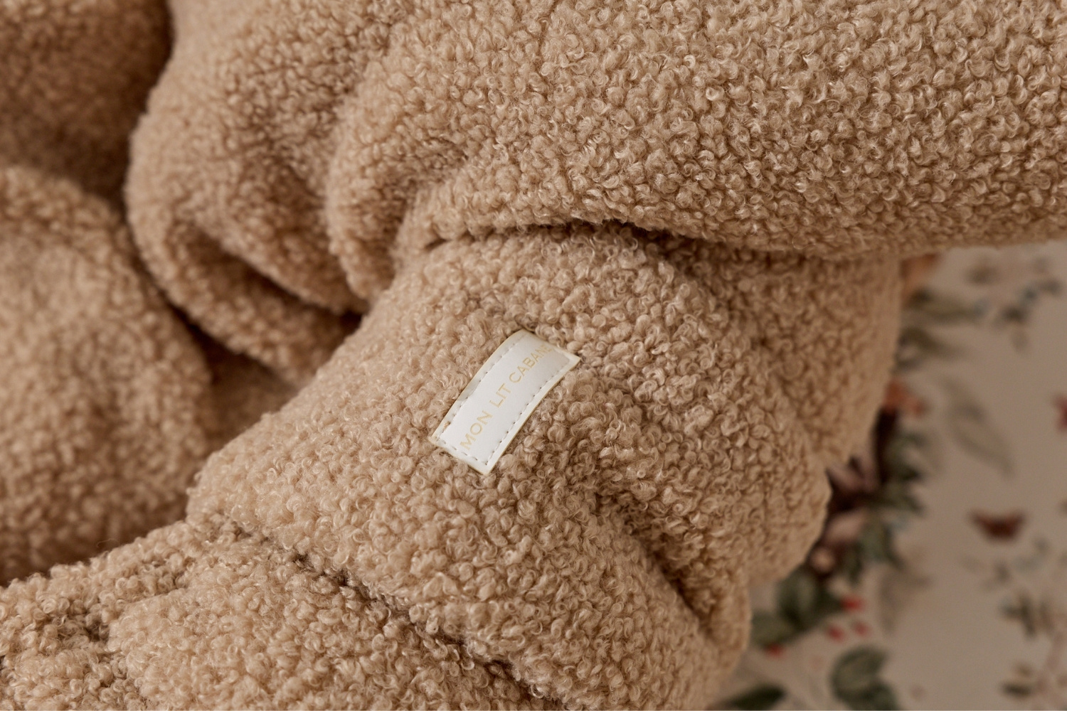 - Réducteur de Lit Bouclé - Cappuccino Set - Marron (Mon Lit Cabane) - Image 6