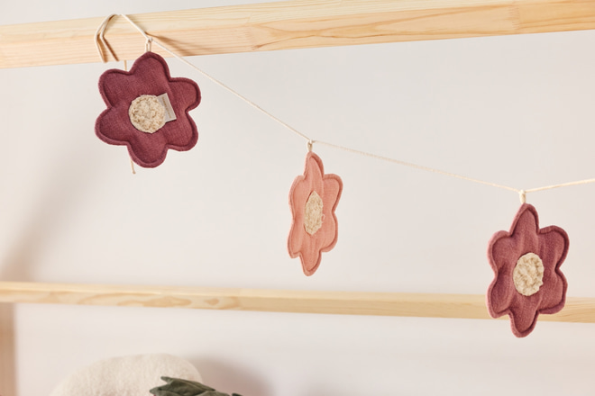 Guirlanda de Flores de Linho - Rosa Pastel