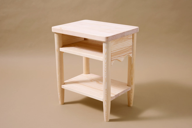 Bedside Table - Scalloped