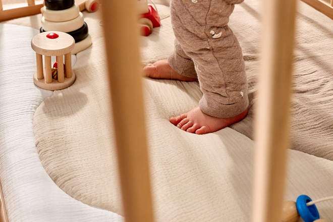 Spielteppich aus Musselin - Sand