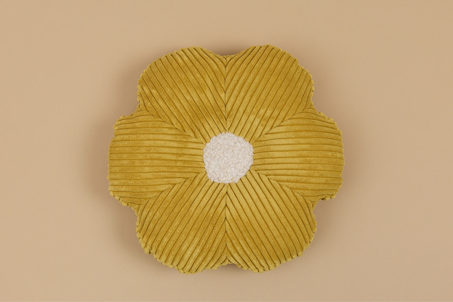 Coussin Marguerite en Velours Côtelé – Beige