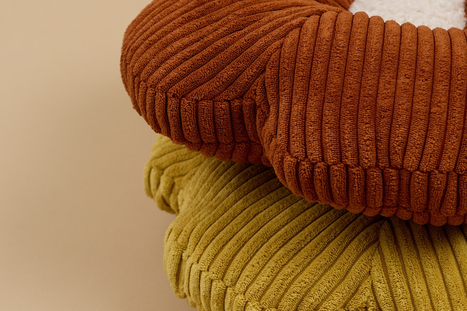 Marguerite Cushion in Corduroy Velvet – Beige