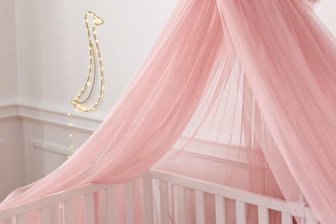 Baldacchino per Lettino Bebè in Tulle Rosa Antico - con Struttura