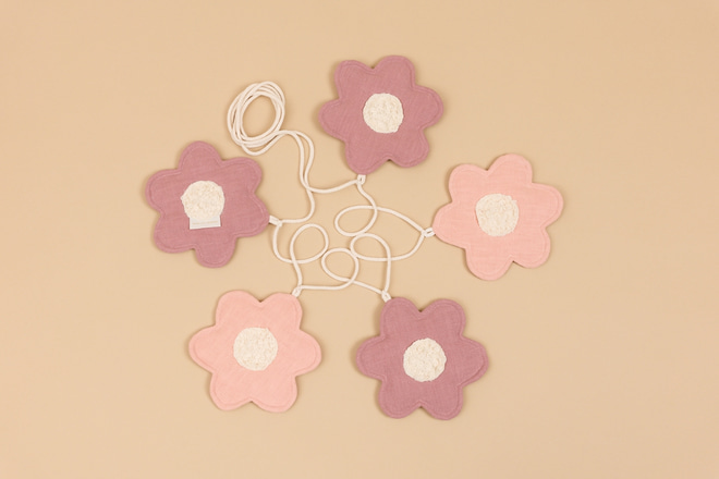 Linen Flower Garland - Pastel Pink