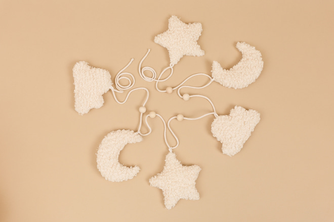 Guirlande Bouclé Nuage, Étoile, Lune - Vanille