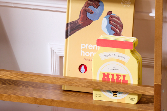 Knihovna Montessori S – Vintage