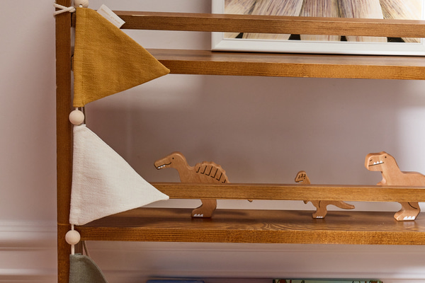 Knihovna Montessori M – Vintage