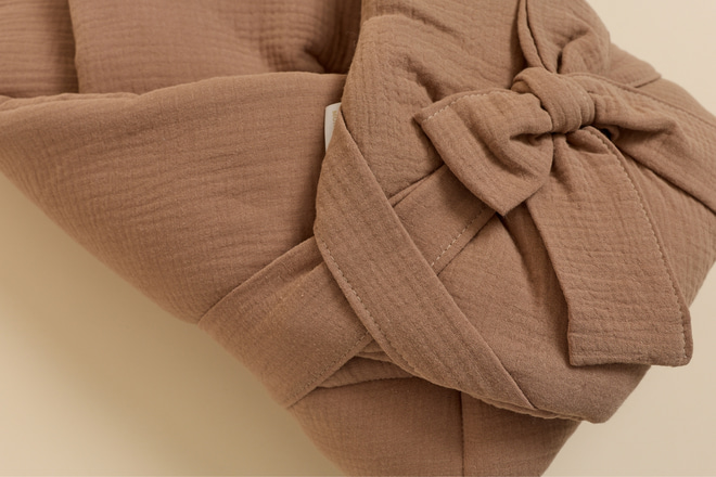 Gigoteuse d'Emmaillotage en Mousseline - Chocolat