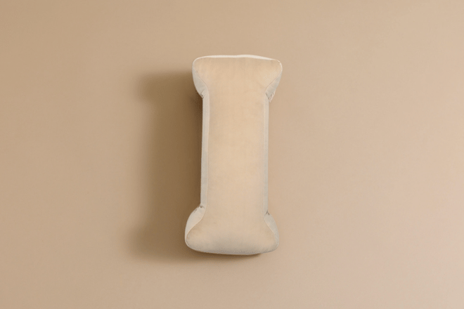 Buchstaben-Kissen I - Beige