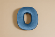Cuscino Lettera O - Blu