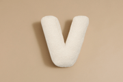 Buchstaben-Kissen V - Vanilla Boucle 