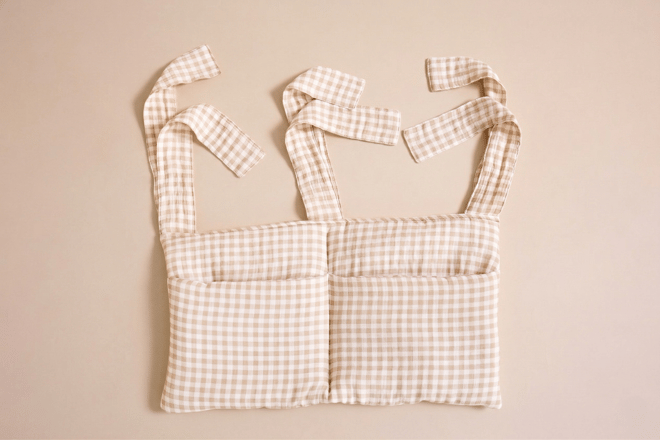 Bed Organiser - Small Beige Checks