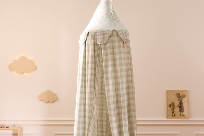 Mint Double Sided Checkered Muslin Canopy