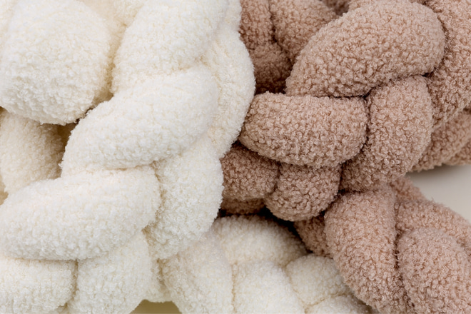 Tour de Lit tressé pour Chien - Off White