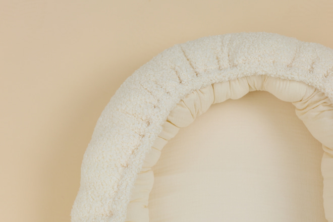 Bouclé Crib Reducer - Vanilla