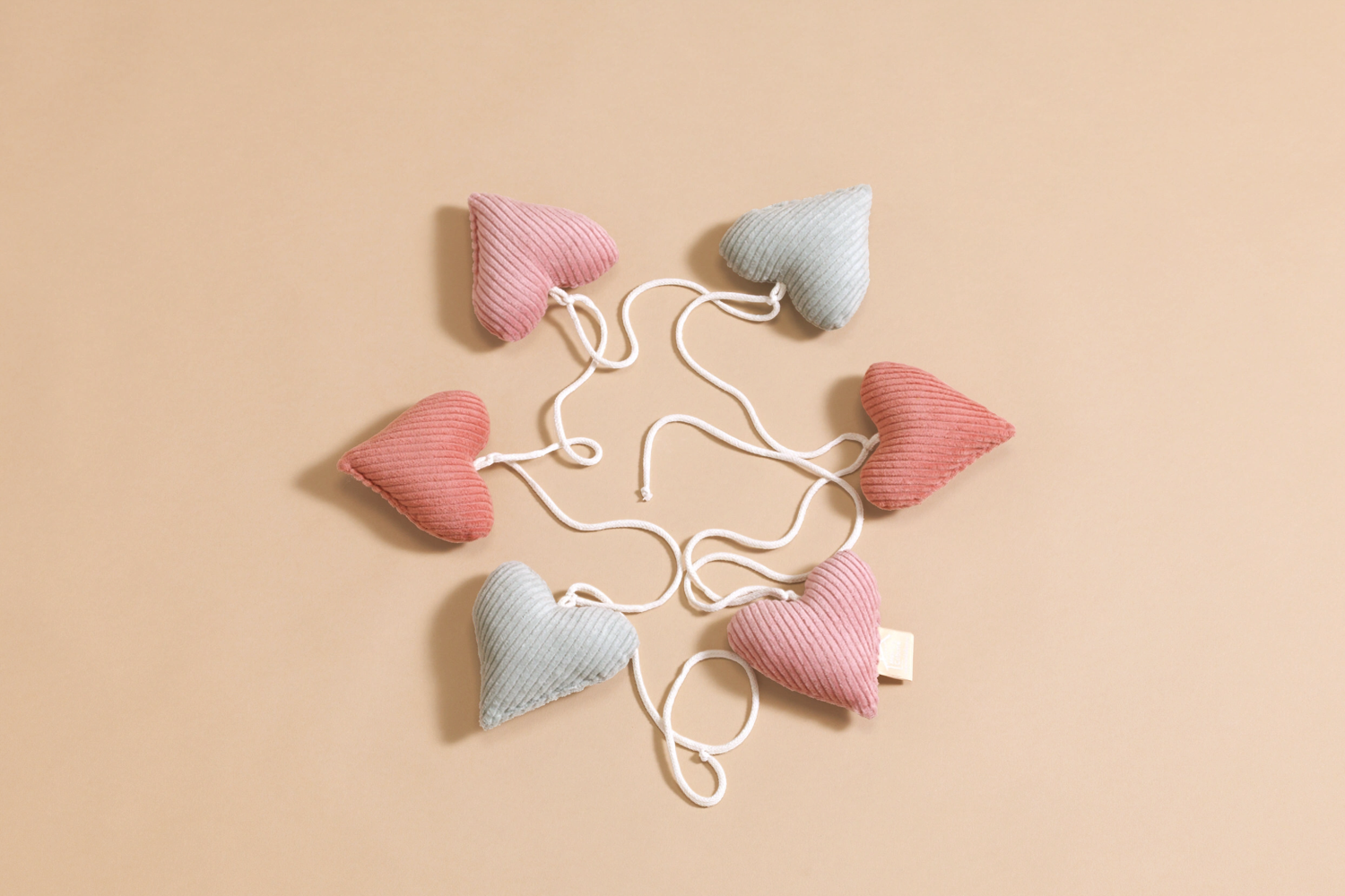 Guirlande Coeurs en Velours Côtelé Printemps