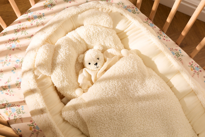 Gekräuselter-Babynestchen - Vanille Set