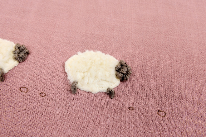 Bed Bumper – Sheep