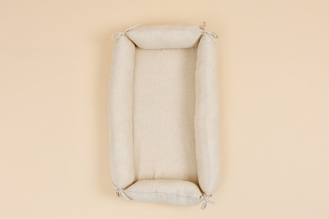 Linen Baby Nest Reducer - Natural
