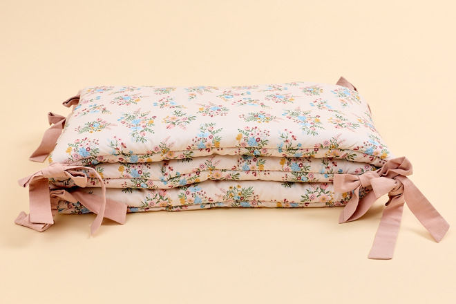 Hnízdo do Postýlky – Blooming Meadow