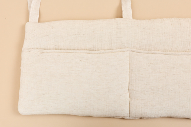 Muslin and Linen Bed Organiser – Natural