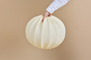 Kugel-Lampenschirm aus Musselin Vichy - Blassem Gelb