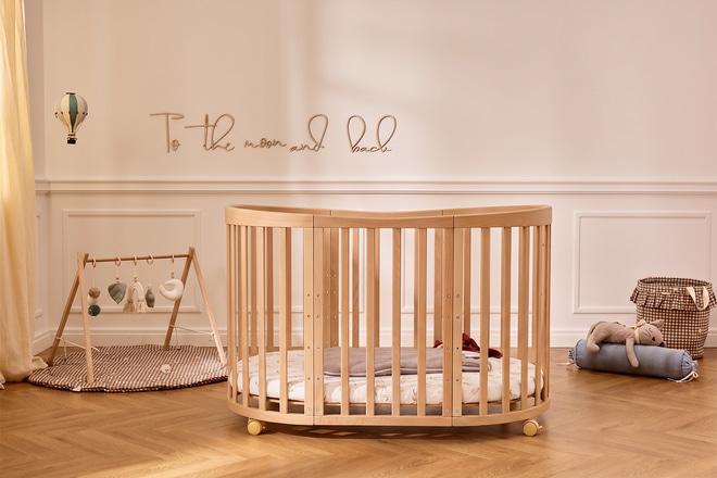 Culla Evolutiva Ovale 7 in 1 con Materasso - Legno Naturale