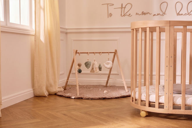 Culla Evolutiva Ovale 7 in 1 con Materasso - Legno Naturale