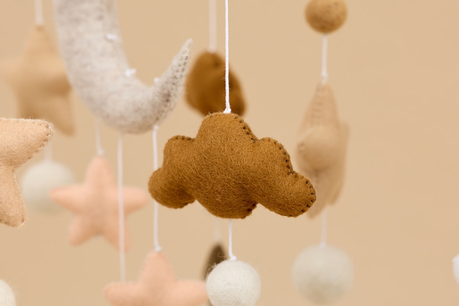 Mobile en Laine - Caramel