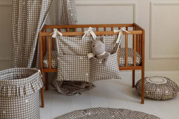Nebeský Baldachýn z Bavlny – Cottage Walnut