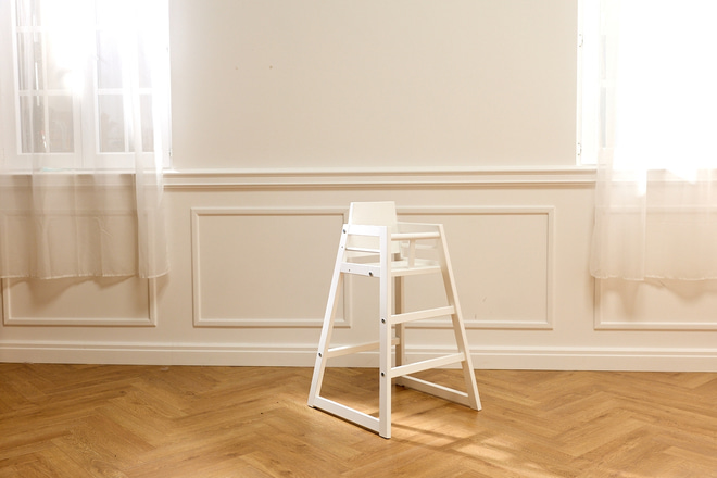 Don Wooden High Chair - White