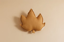 Cuscino Foglia di Acero in Lino Caramello