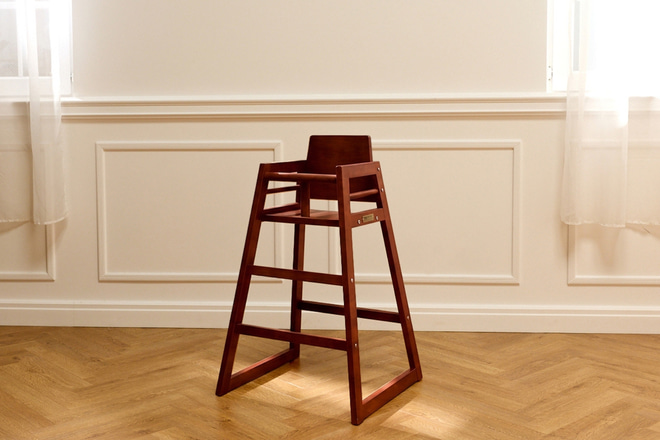 Trona de madera - Vintage