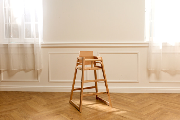 Wooden High Chair - Natural