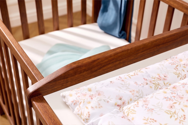 Maja Cot Top Changer for Baby Bed - Vintage