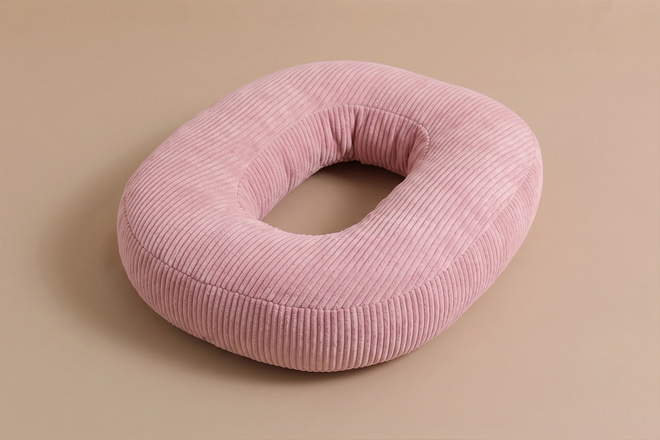 Letter Cushion O - Pink Corduroy