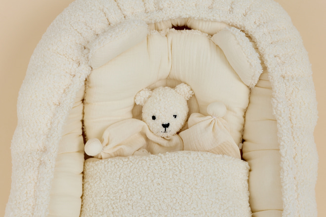 Bouclé Crib Reducer - Vanilla Set