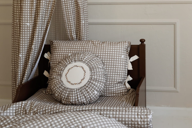 Almofada Redonda - Cottage Walnut