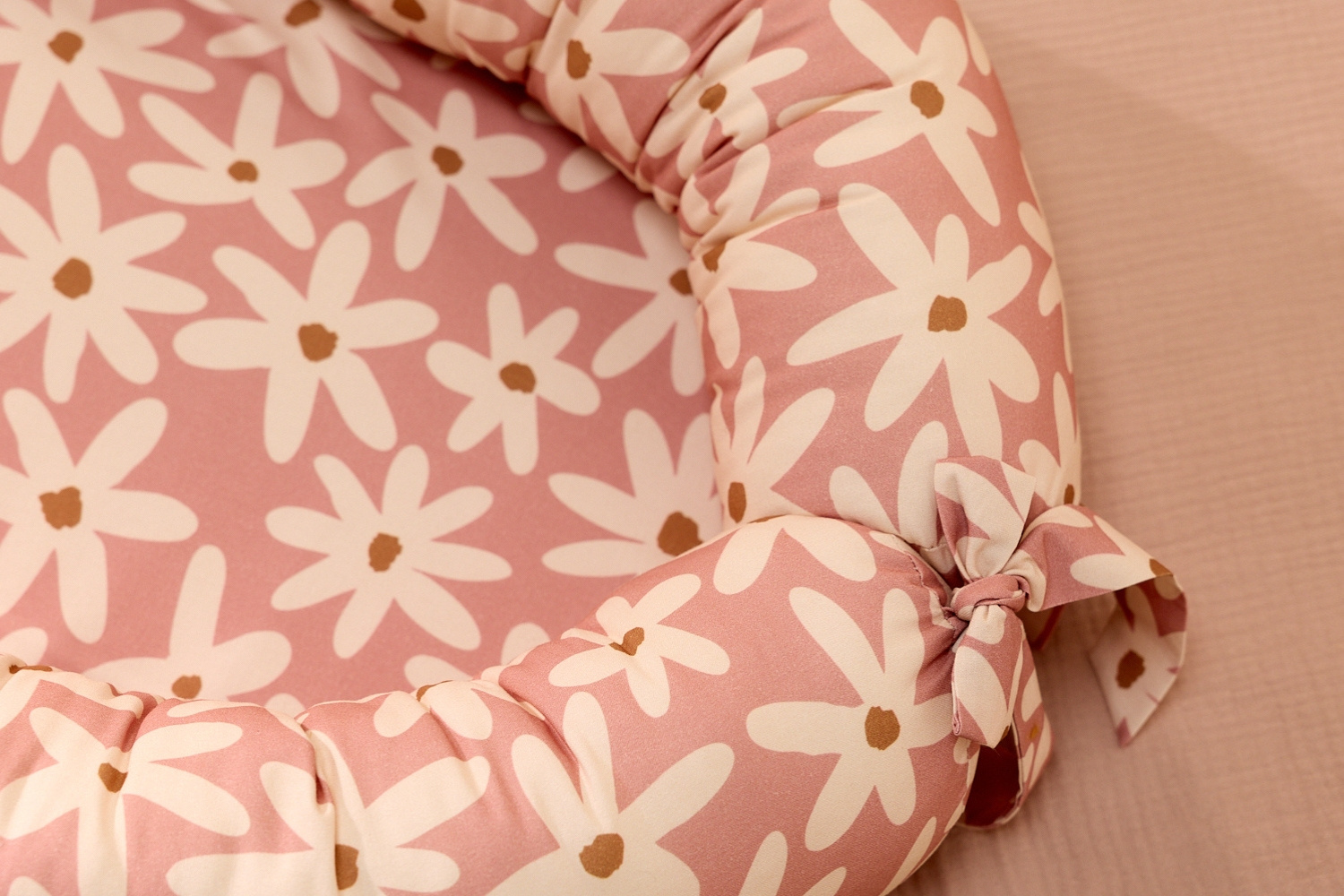 - Réducteur de Lit Marguerites - Rose (Mon Lit Cabane) - Image 3