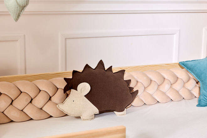 Lněný polštářek ve tvaru ježka