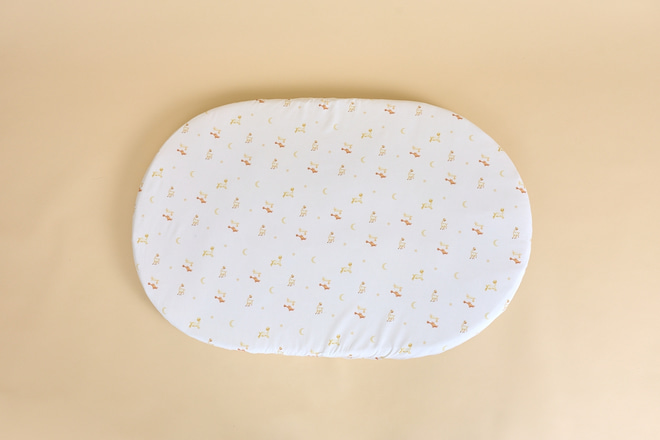 2er-Set Spannbettlaken für Ovale Babywiege Mitwachsend - Lama