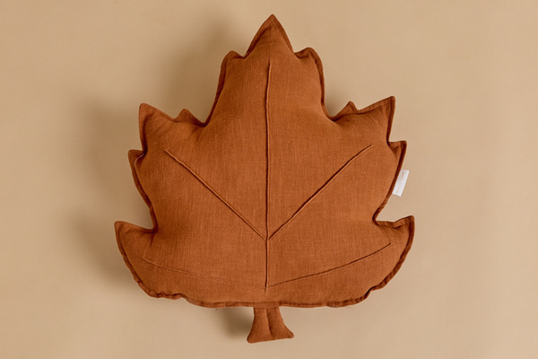 Cojín Hoja de Otoño de Lino – Caramelo