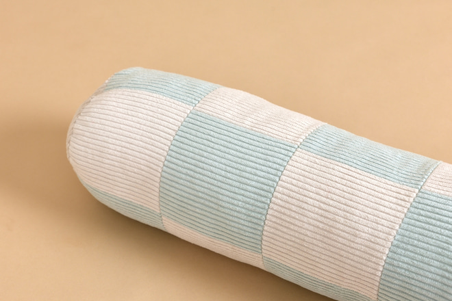 Coussin Traversin Damier en Velours Côtelé - Vert d'eau