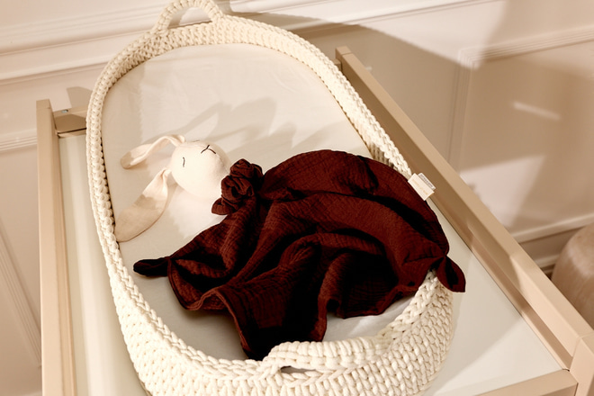 Swan Changing Table - Cashmere