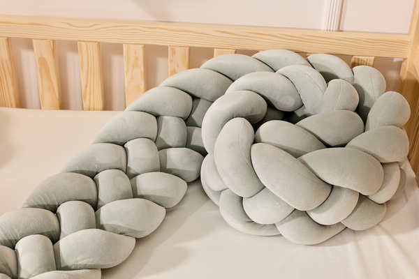 Sage Green Bed Bumper - 4 Ropes