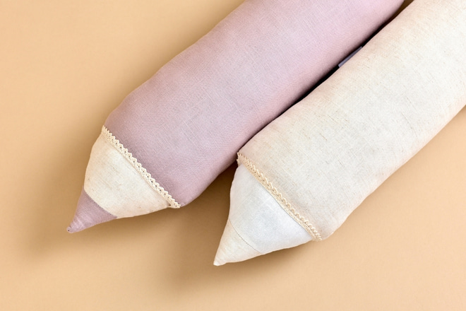 Coussin Crayon en Lin - Rose - 4